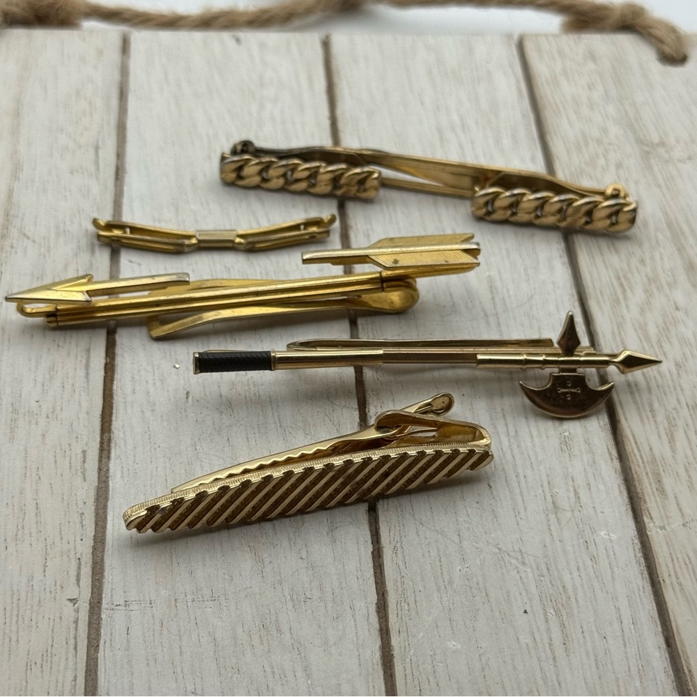 Vintage men’s Gold tone Tie Clip Set
